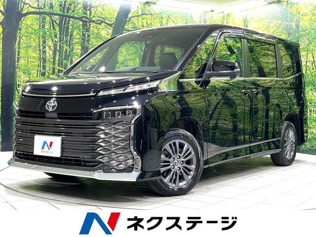 TOYOTA / VOXY 4WD