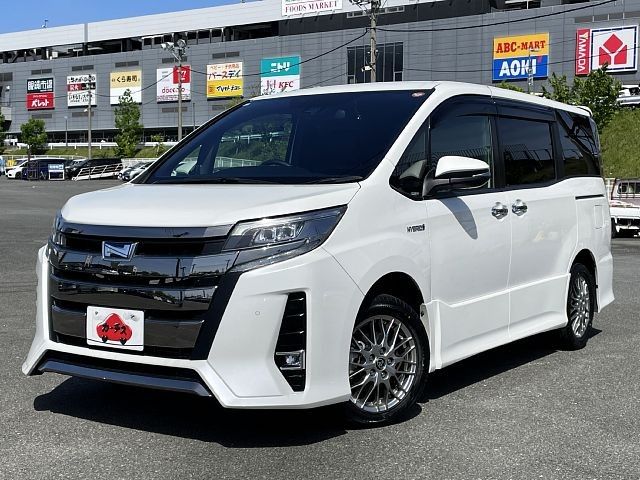 TOYOTA / NOAH HYBRID