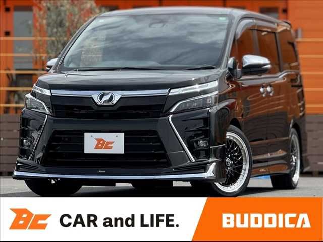 TOYOTA / VOXY 4WD