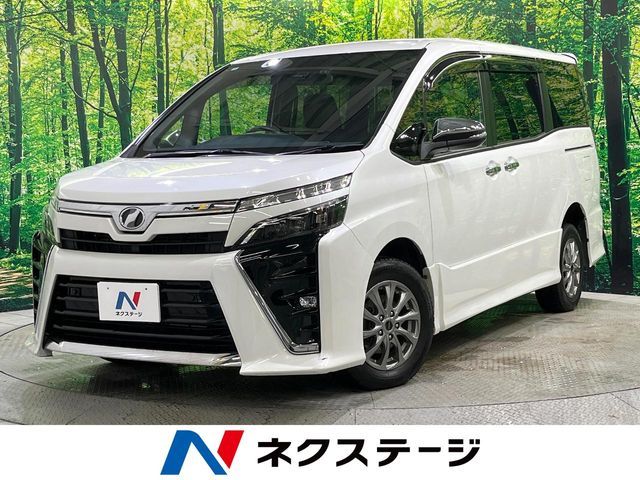 TOYOTA / VOXY 4WD