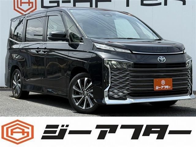 TOYOTA / VOXY HYBRID