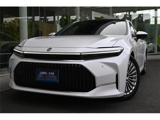 TOYOTA / CROWN sedan hybrid
