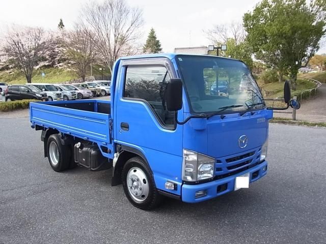 Japanese used car Ref# 1569847 MAZDA / TITAN