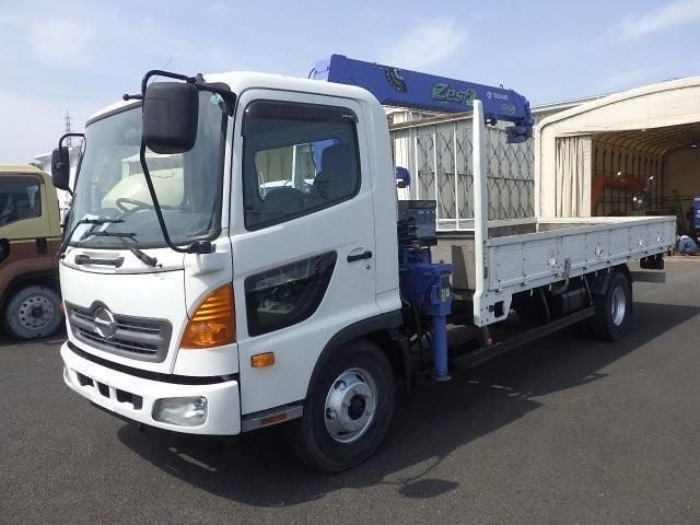 Japanese used car Ref# 1569852 HINO / RANGER