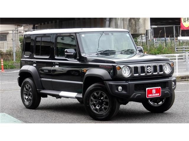 SUZUKI / JIMNY NOMADE