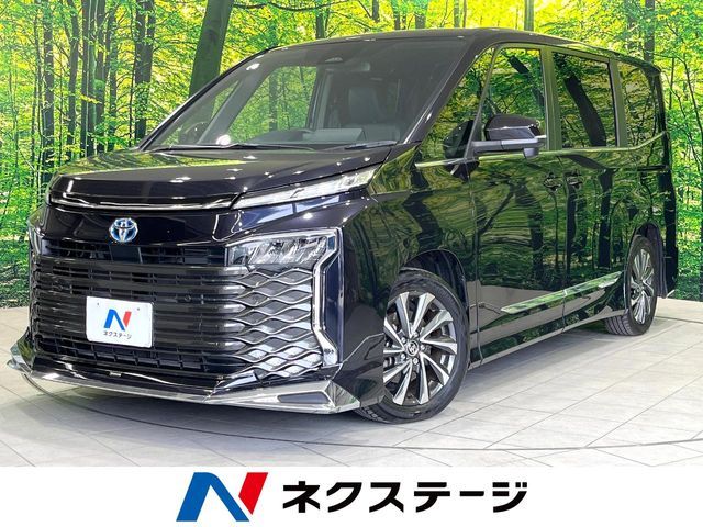 TOYOTA / VOXY HYBRID