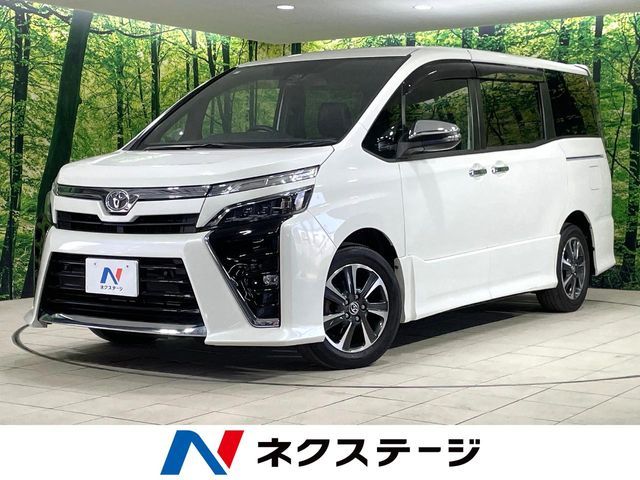 TOYOTA / VOXY