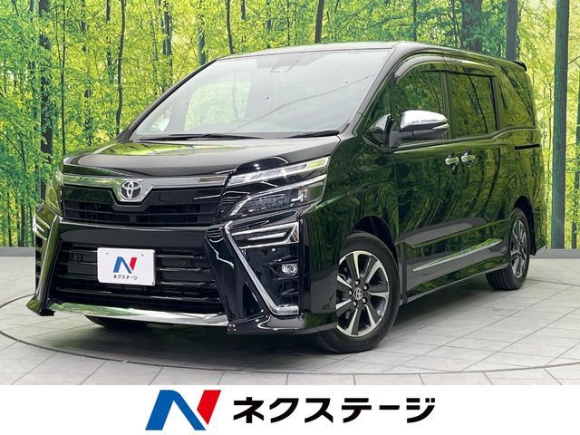 TOYOTA / VOXY