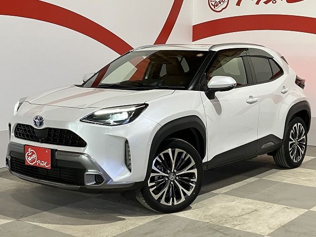 TOYOTA / YARIS CROSS HYBRID