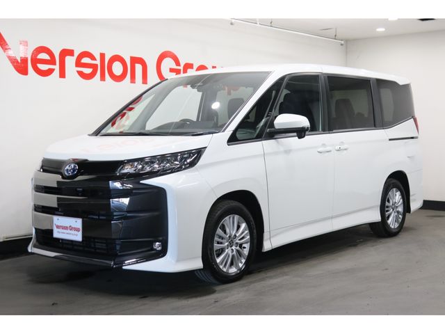 TOYOTA / NOAH HYBRID