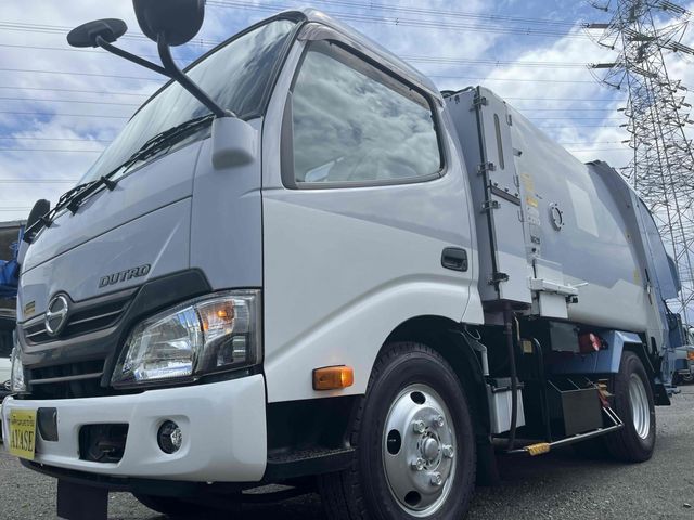 HINO / DUTRO