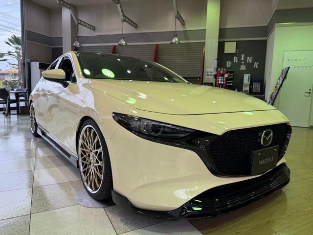 MAZDA / MAZDA3 FASTBACK