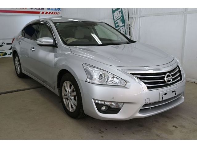 NISSAN / TEANA