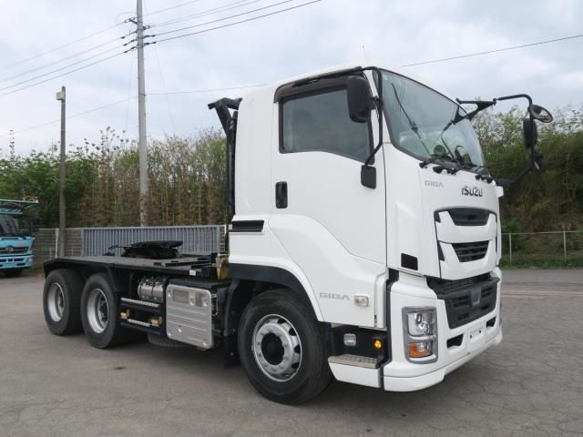 ISUZU / GIGA