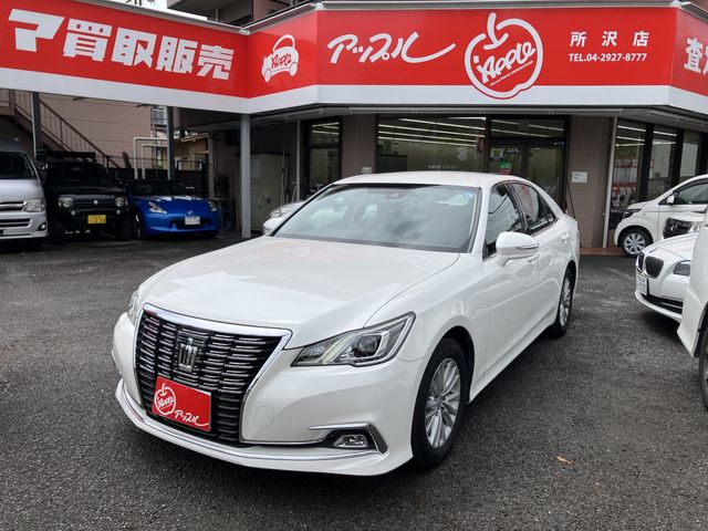 TOYOTA / CROWN sedan