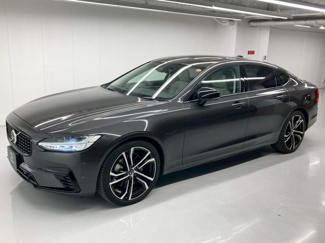 VOLVO / VOLVO S90
