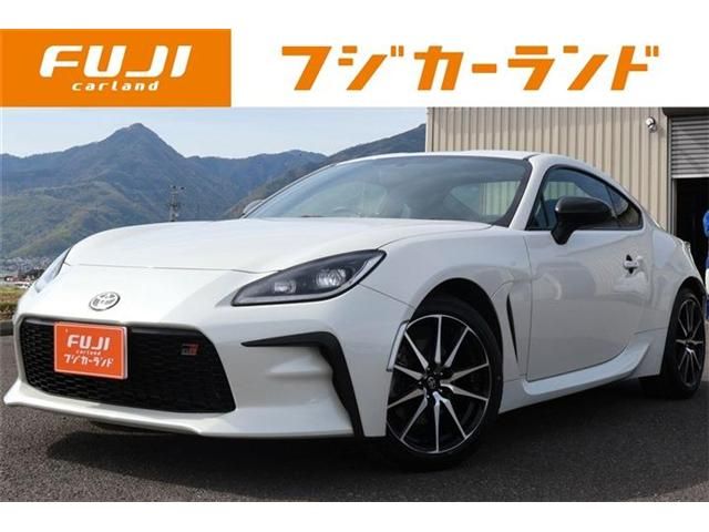 TOYOTA / GR86