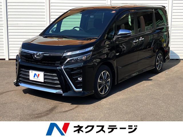 TOYOTA / VOXY