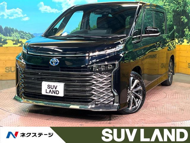 TOYOTA / VOXY HYBRID