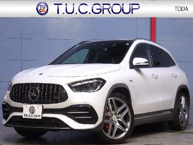 MERCEDES BENZ / MERCEDES AMG GLA class
