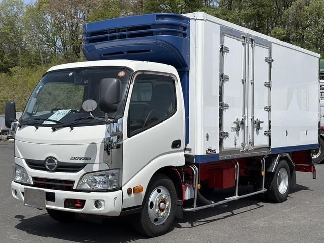 Japanese used car Ref# 1571846 HINO / DUTRO