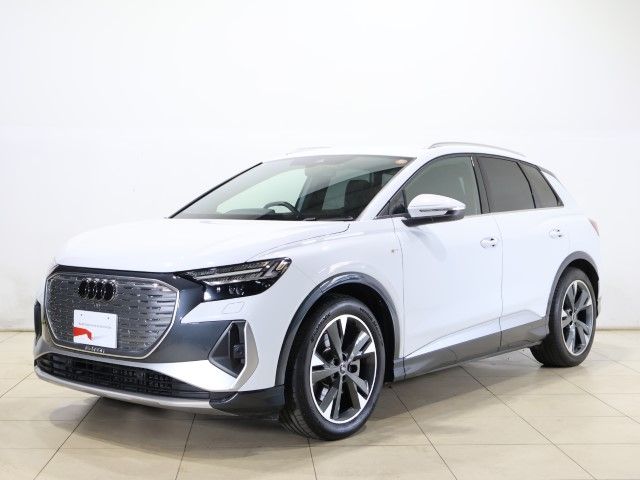 AUDI / AUDI Q4 e-tron