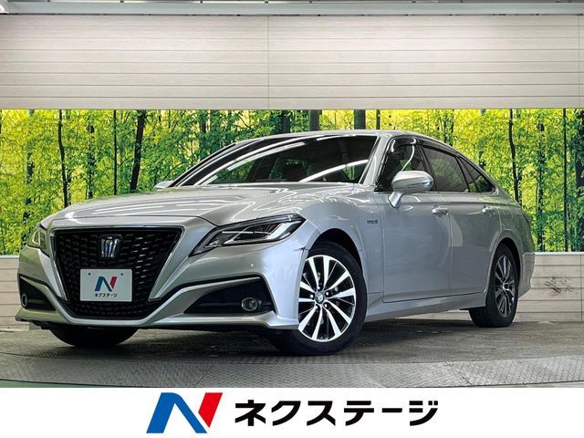TOYOTA / CROWN sedan hybrid
