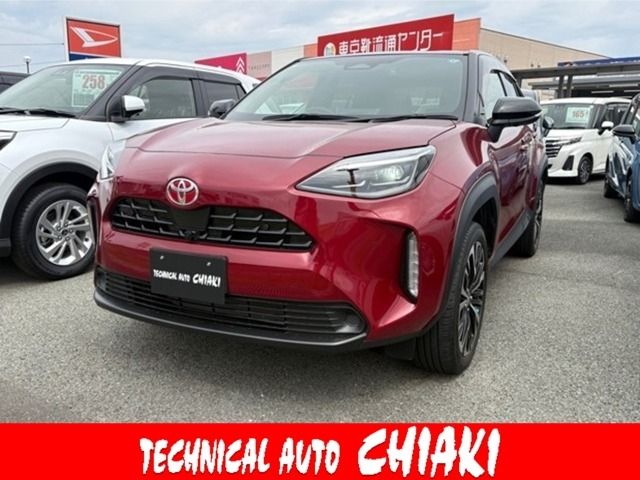 TOYOTA / YARIS CROSS HYBRID