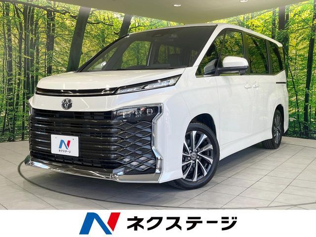 TOYOTA / VOXY