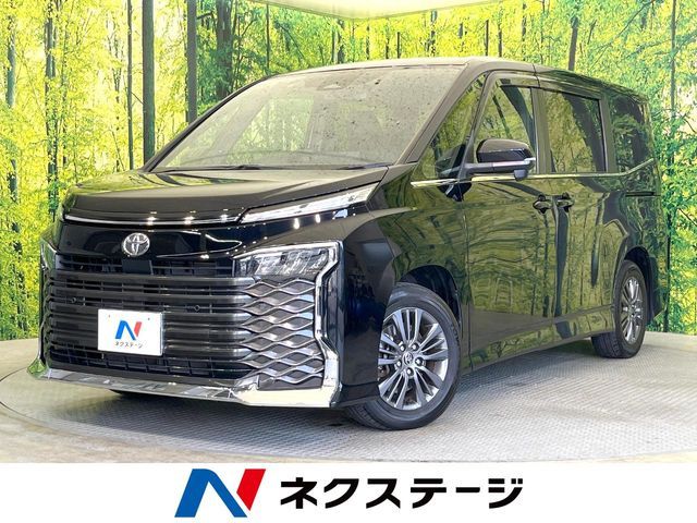 TOYOTA / VOXY