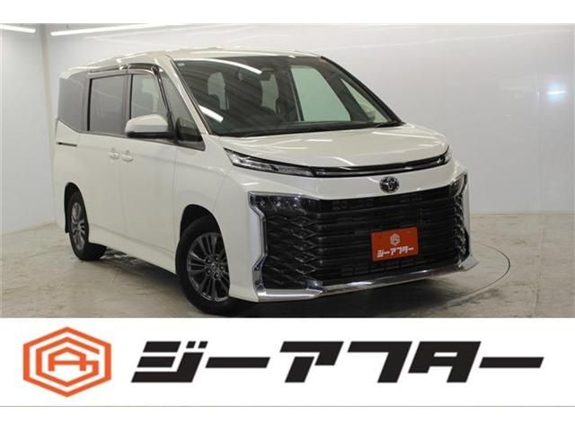 TOYOTA / VOXY