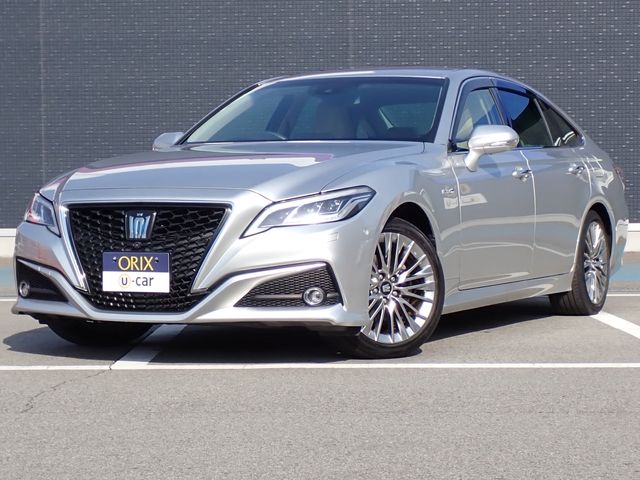 TOYOTA / CROWN sedan hybrid