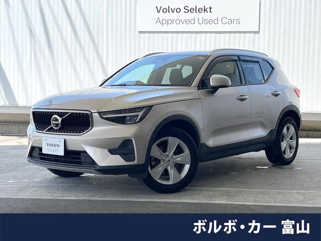 VOLVO / VOLVO XC40