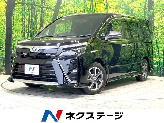 TOYOTA / VOXY