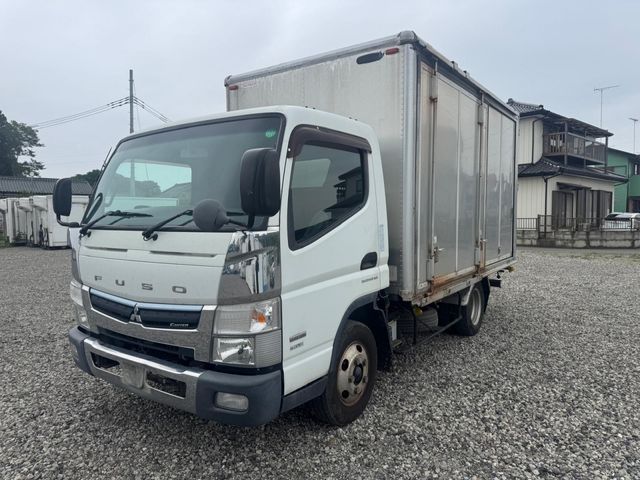 Japanese used car Ref# 1573311 MITSUBISHI / CANTER