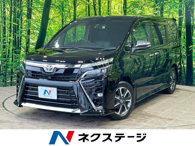 TOYOTA / VOXY