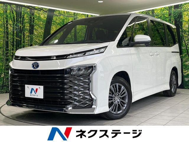 TOYOTA / VOXY HYBRID
