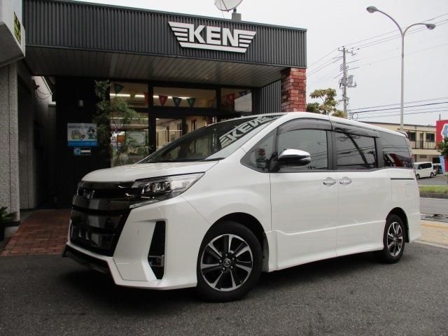 TOYOTA / NOAH