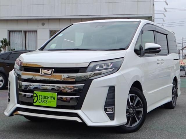TOYOTA / NOAH