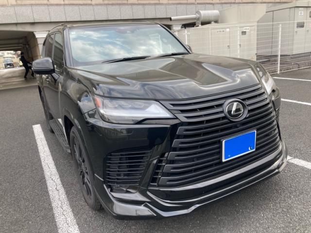 TOYOTA / LEXUS LX600
