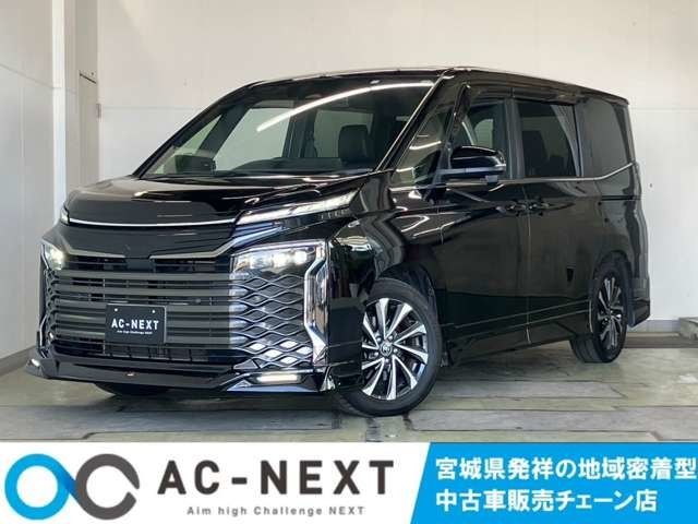 TOYOTA / VOXY HYBRID