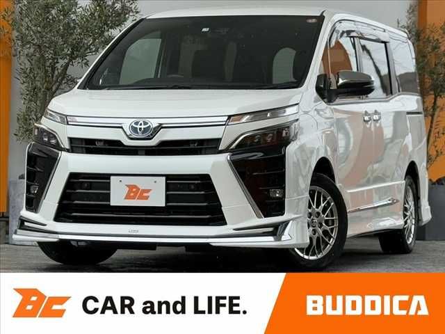 TOYOTA / VOXY