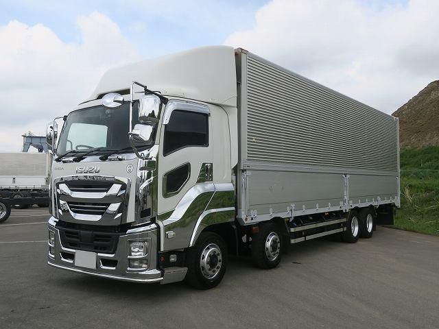 ISUZU / GIGA