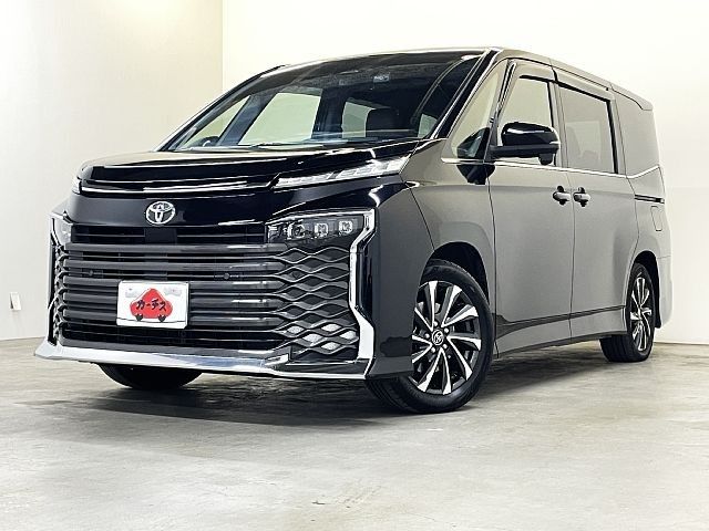 TOYOTA / VOXY