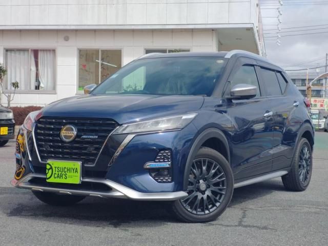 NISSAN / KICKS