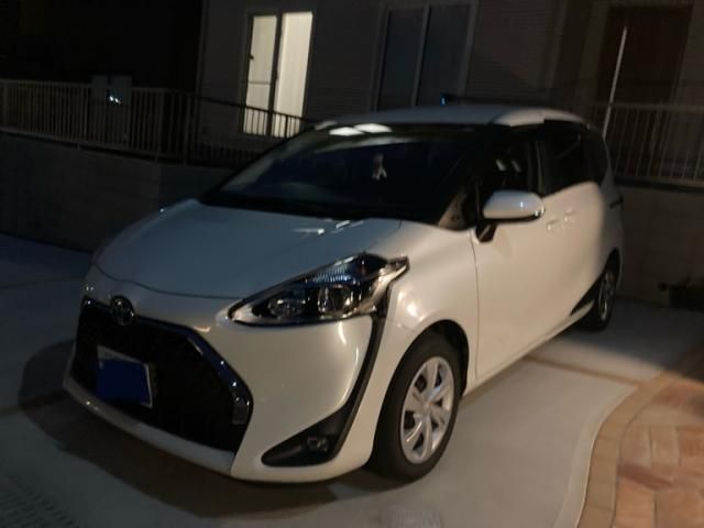Japanese used car Ref# 1574914 TOYOTA / SIENTA