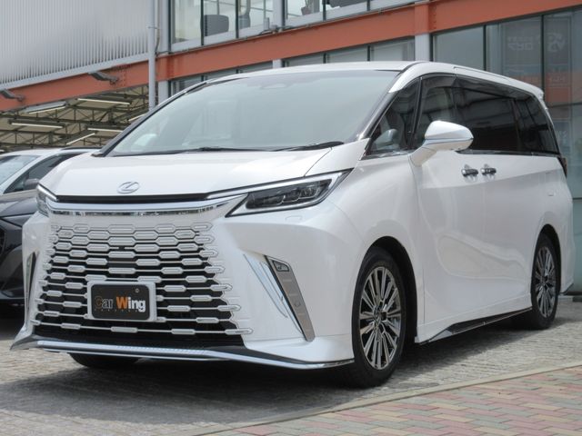 TOYOTA / ﾚｸｻｽ LM500h