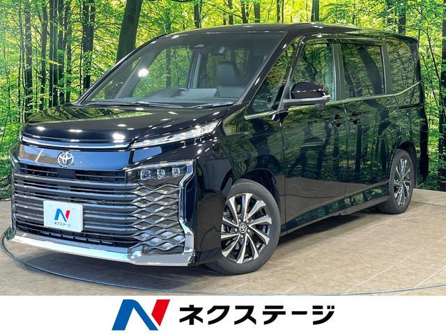 TOYOTA / VOXY