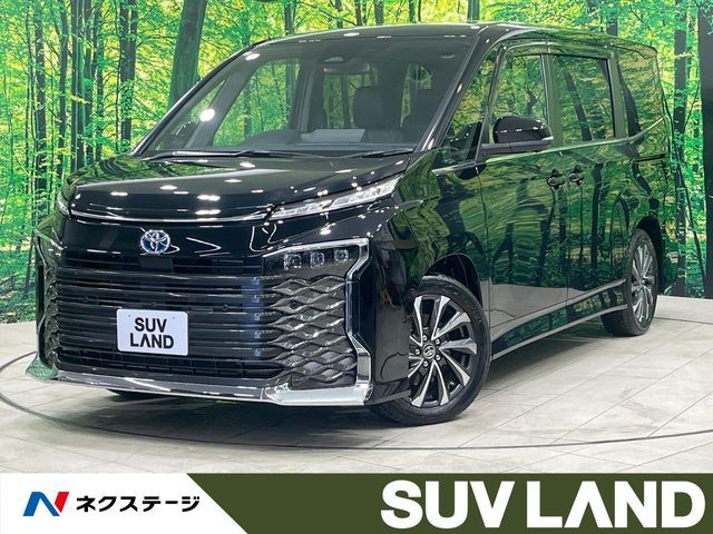 TOYOTA / VOXY HYBRID