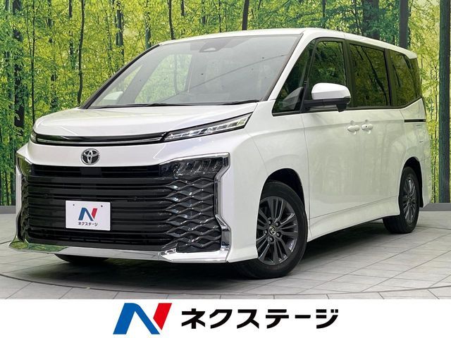 TOYOTA / VOXY